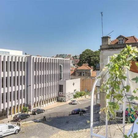 The New Terrace Lisbon